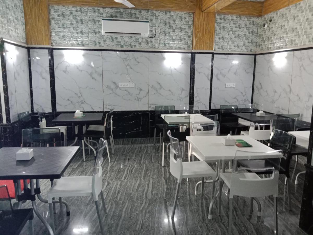 כלכותה Soukyam Hotel מראה חיצוני תמונה